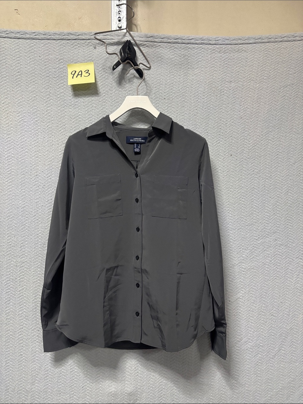 Lands end outfitters women’s size 4 blouse